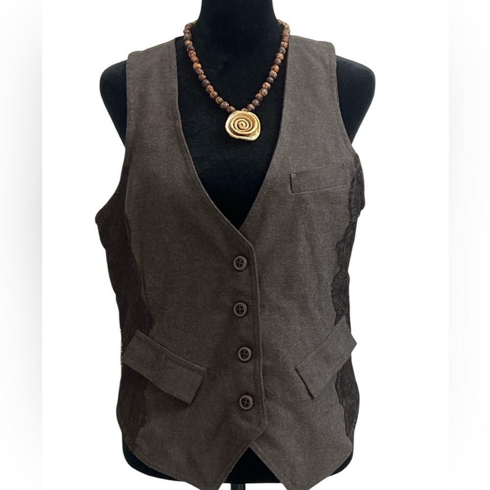 Vintage vibe vest with lace overlay on sides